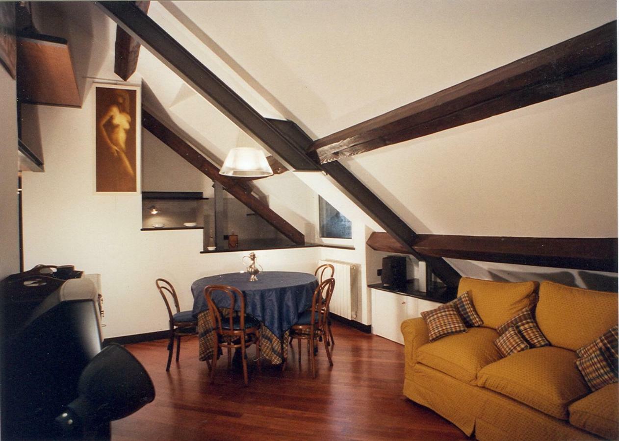 Apartamento Loft Fronte Cattedrale Génova Exterior foto
